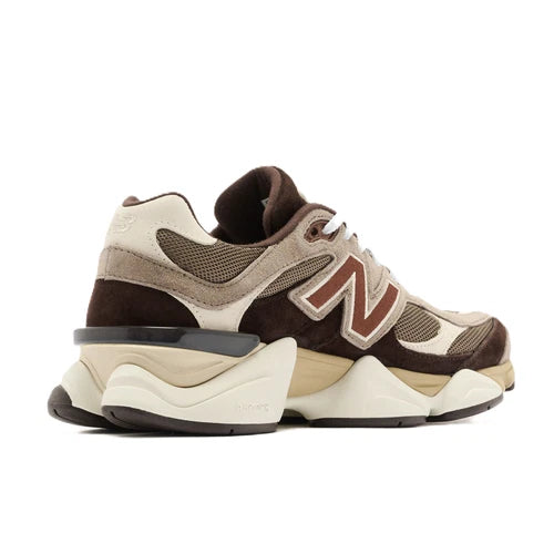 9060 Thunder Brown / Black Coffee